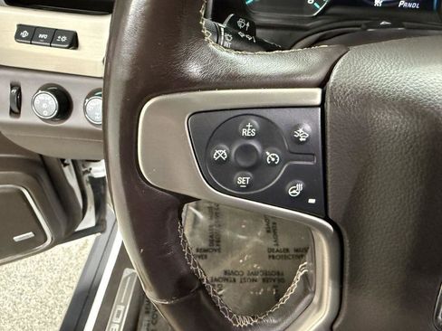 Used 2018 GMC Yukon XL Denali w/ Denali Ultimate Package AWD/4WD image 19