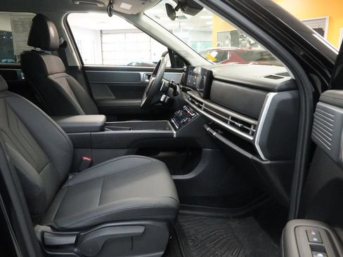 Used 2025 Hyundai Santa Fe SEL AWD/4WD image 38