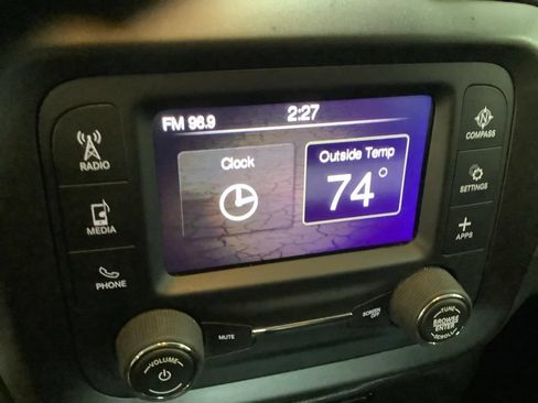 Used 2019 Jeep Renegade Sport AWD/4WD image 40