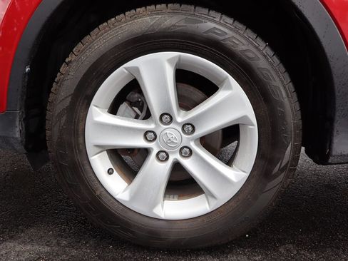 Used 2013 Toyota RAV4 XLE AWD/4WD image 41
