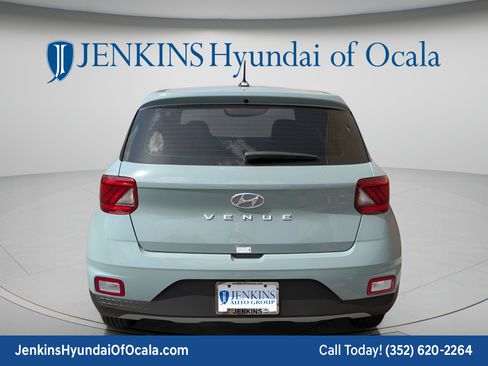 New 2026 Hyundai Venue SE FWD image 5
