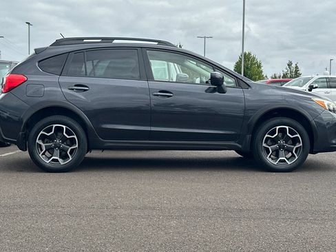 Used 2014 Subaru Crosstrek 2.0i Limited AWD/4WD image 3