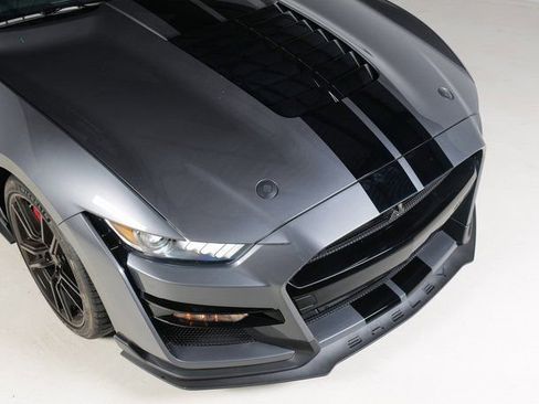 Used 2022 Ford Mustang Shelby GT500 w/ Technology Package image 31