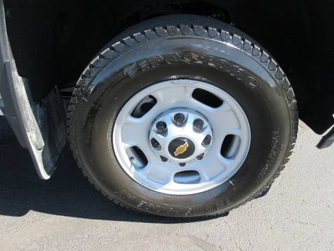 Certified 2025 Chevrolet Silverado 2500 W/T w/ WT Convenience Package AWD/4WD image 9