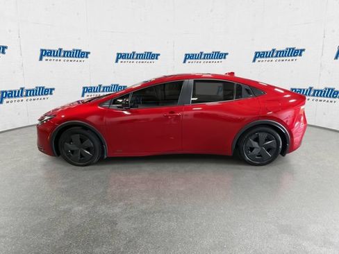 Used 2024 Toyota Prius LE AWD/4WD image 7