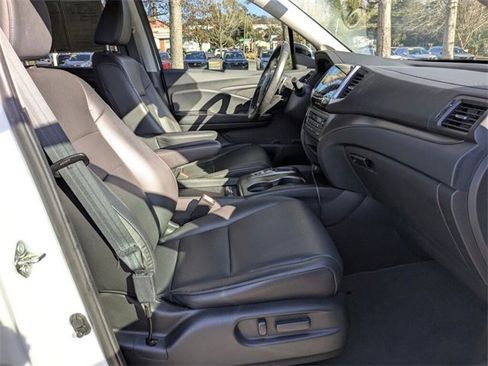 Certified 2020 Honda Ridgeline RTL image 40