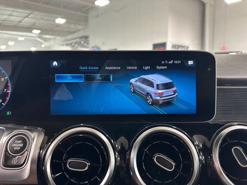 Used 2021 Mercedes-Benz GLB 250 image 27