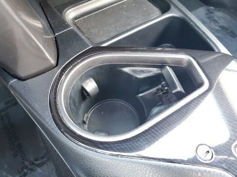 Used 2016 Toyota RAV4 SE image 24