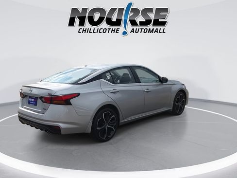 Used 2025 Nissan Altima 2.5 SR AWD/4WD image 8