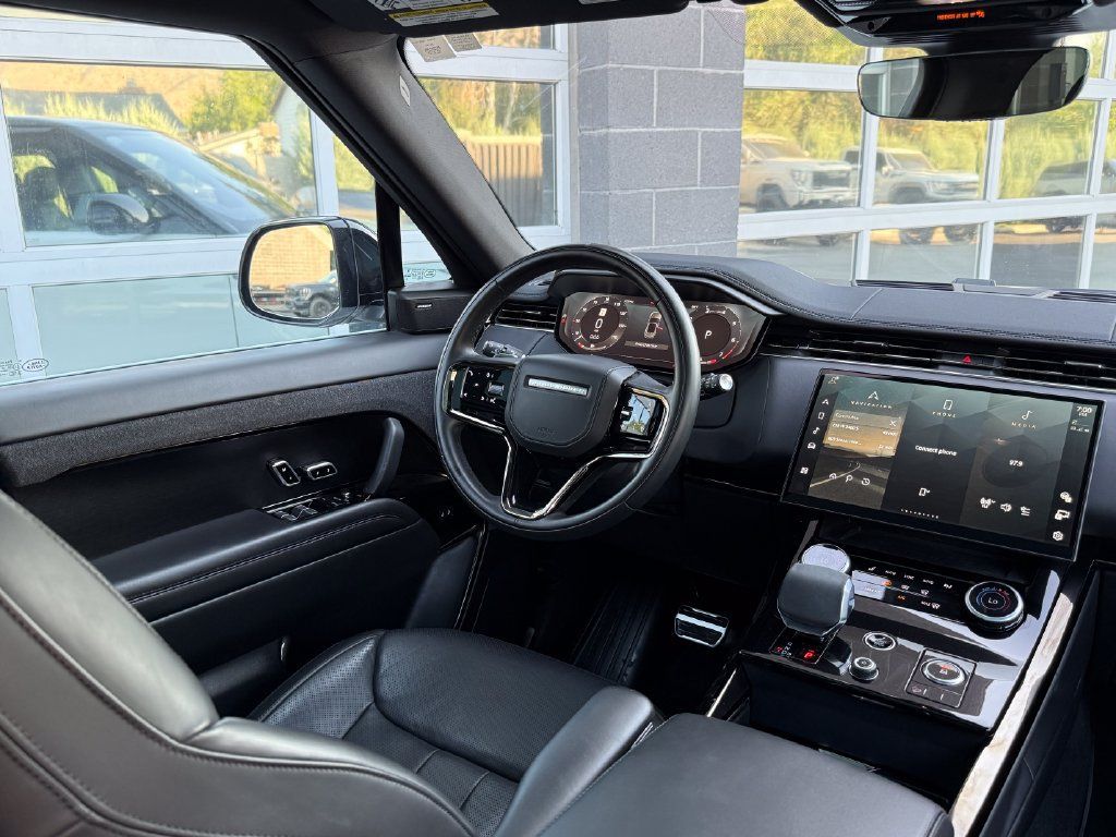 Used 2023 Land Rover Range Rover Sport SE Dynamic AWD/4WD image 42
