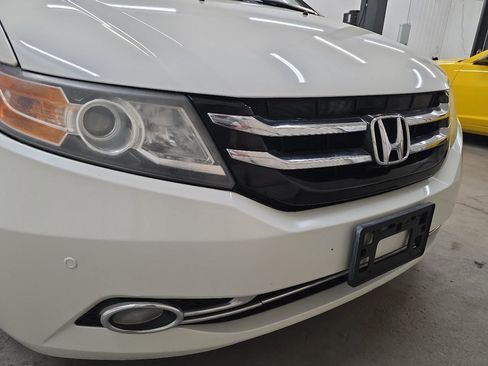 Used 2014 Honda Odyssey Touring image 17