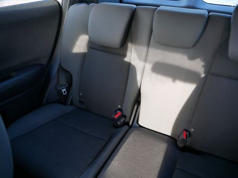 Used 2019 Honda HR-V LX image 12