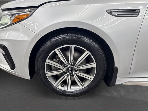 Used 2019 Kia Optima EX image 12