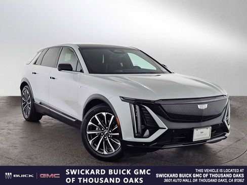 New 2026 Cadillac Lyriq Sport RWD image 1