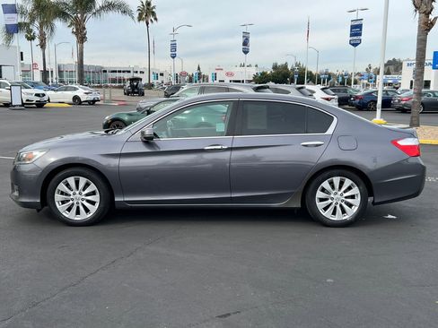 Used 2013 Honda Accord EX image 7