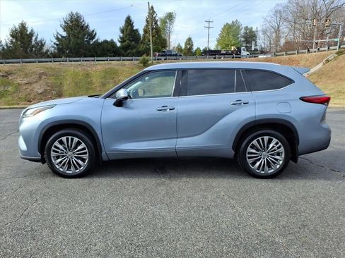 Used 2021 Toyota Highlander Platinum image 6