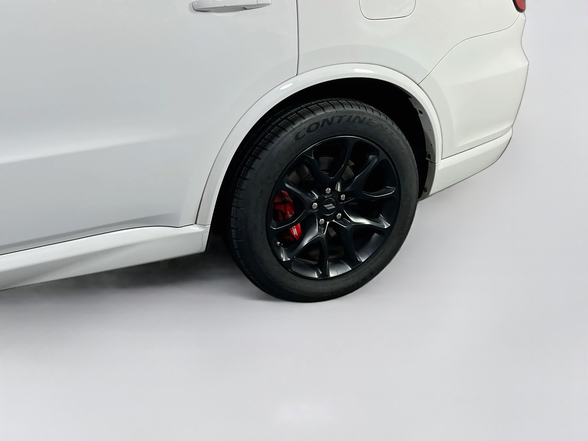 Used 2023 Dodge Durango R/T w/ Tow 'N Go Package AWD/4WD image 32