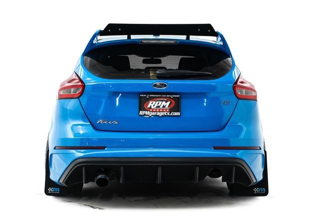 Used 2017 Ford Focus RS AWD/4WD image 3
