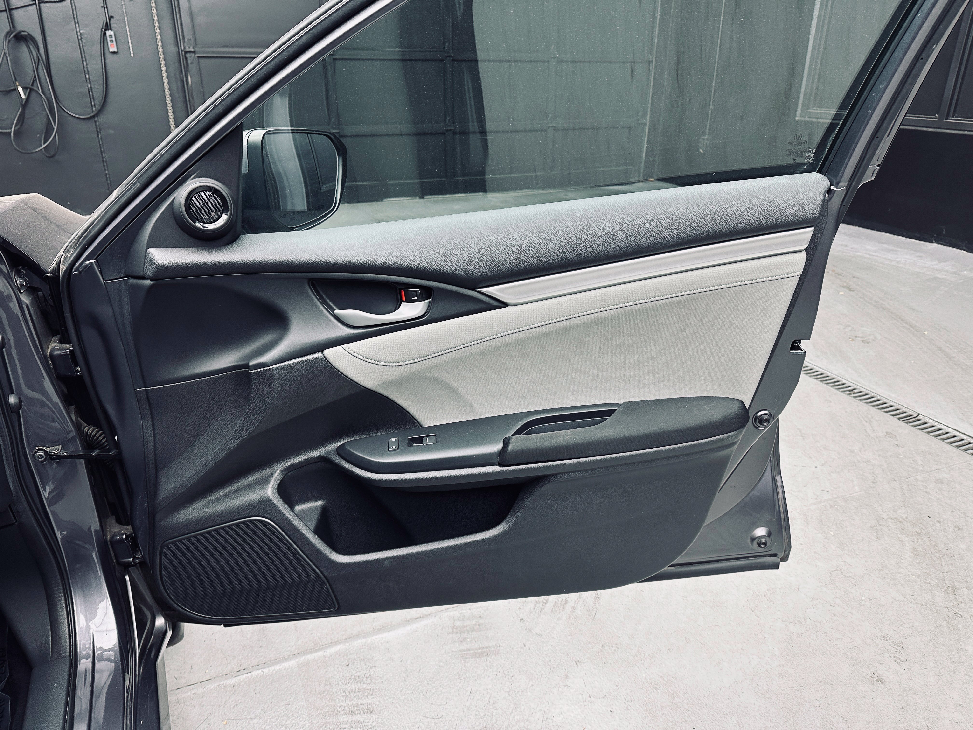 Used 2016 Honda Civic EX image 22