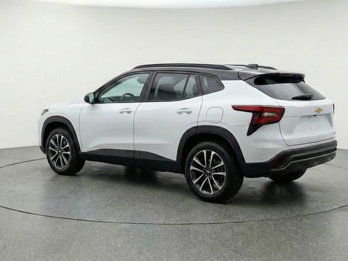 Used 2025 Chevrolet TrailBlazer LT image 6