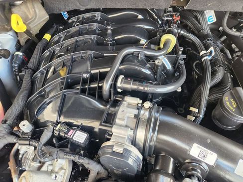 Used 2022 Jeep Grand Cherokee Limited image 33