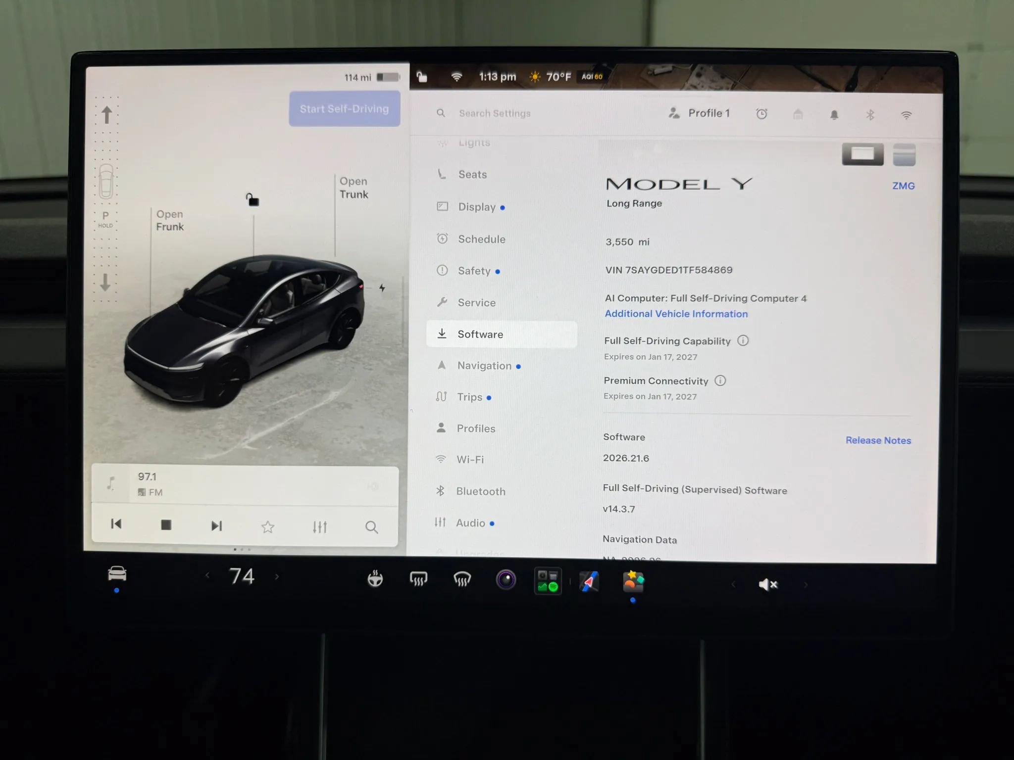 Used 2026 Tesla Model Y Long Range RWD image 23