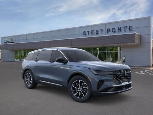 New 2026 Lincoln Nautilus Premier image 7