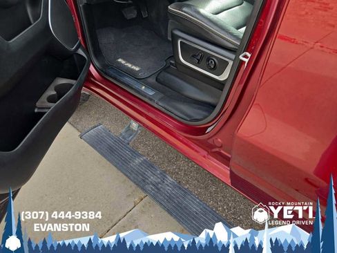 Used 2019 RAM 1500 Laramie image 11