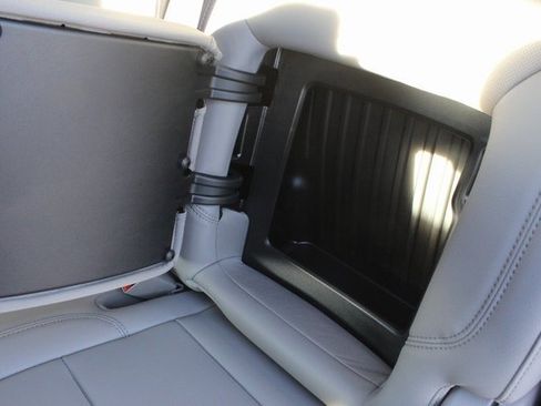 New 2026 GMC Sierra 2500 SLT image 26