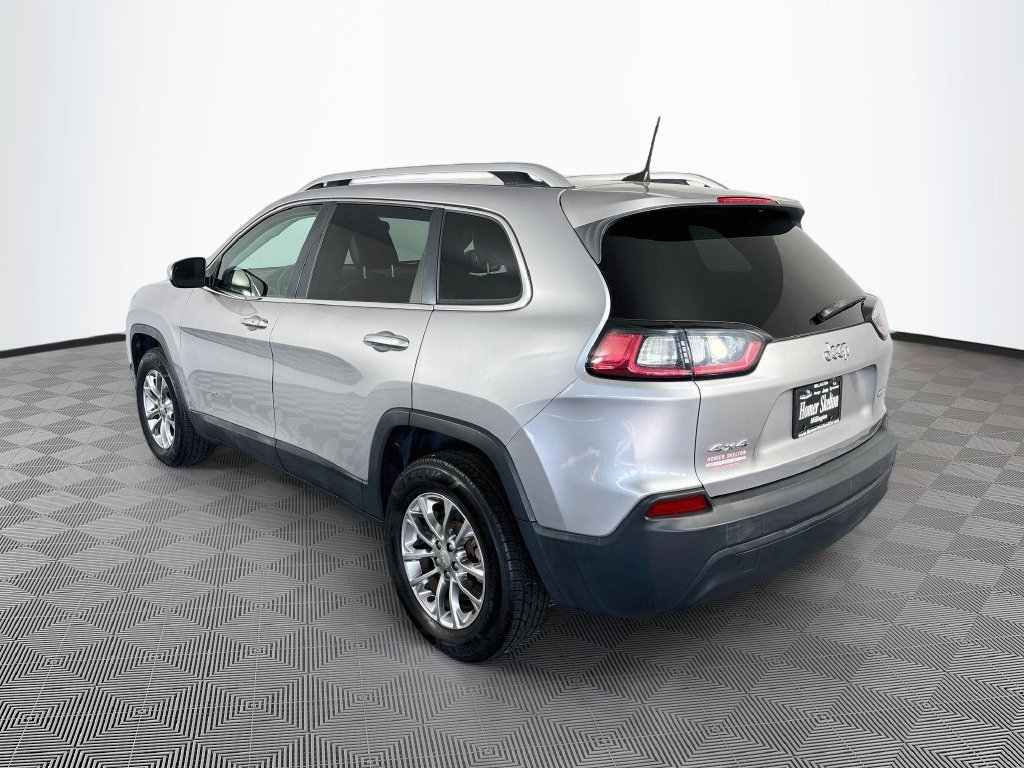 Used 2019 Jeep Cherokee Latitude Plus w/ Cold Weather Group AWD/4WD image 5