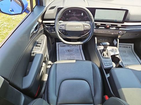 Certified 2026 Kia Sportage SX FWD image 11