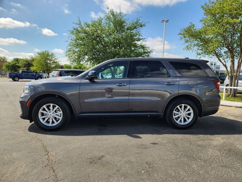 Used 2025 Dodge Durango GT RWD image 4