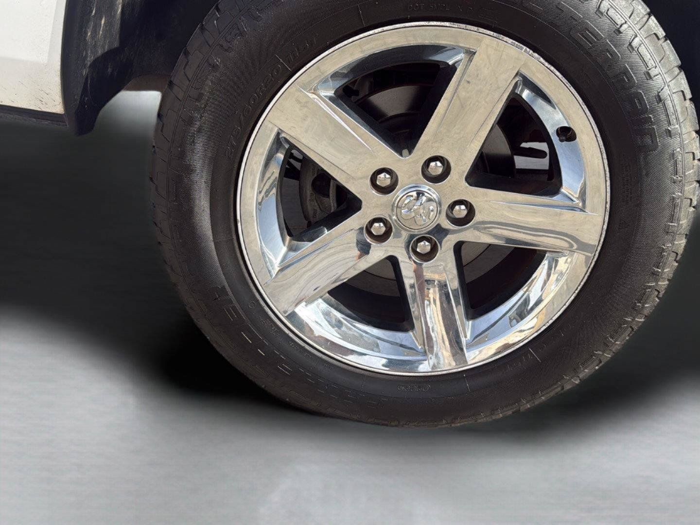 Used 2018 RAM 1500 Express w/ Express Value Package AWD/4WD image 14
