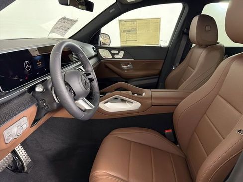 New 2026 Mercedes-Benz GLS 450 4MATIC image 11