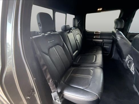 Used 2015 Ford F150 Platinum w/ Equipment Group 701A Luxury AWD/4WD image 19