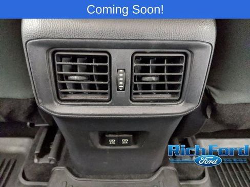 Used 2019 Toyota RAV4 XLE w/ Convenience Package image 14