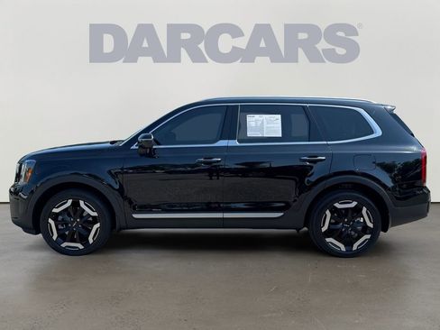 Used 2025 Kia Telluride S FWD image 4