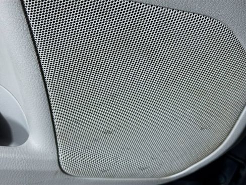 Used 2014 Toyota Highlander Plus FWD image 22