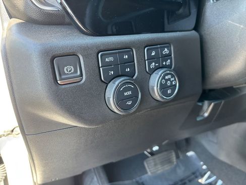 Used 2024 Chevrolet Silverado 2500 LTZ w/ LTZ Convenience Package image 22