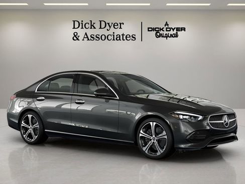 Used 2025 Mercedes-Benz C 300 Sedan image 1