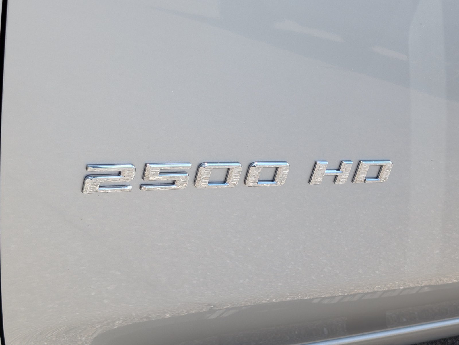 Used 2022 Chevrolet Silverado 2500 LTZ w/ Z71 Off-Road Package AWD/4WD image 9