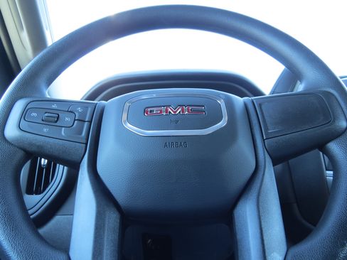 New 2025 GMC Sierra 2500 Pro w/ Convenience Package image 19