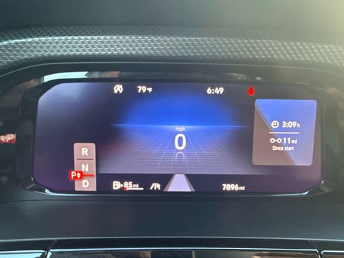 Used 2025 Volkswagen Atlas Cross Sport SEL Premium R-Line AWD/4WD image 19