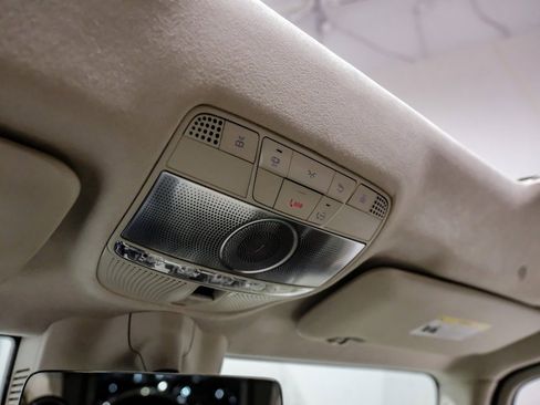 Used 2019 Mercedes-Benz G 550 image 24