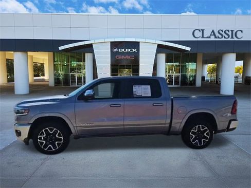 Used 2025 RAM 1500 Laramie image 4