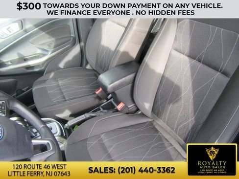 Used 2018 Ford EcoSport SE w/ SE Convenience Package image 15