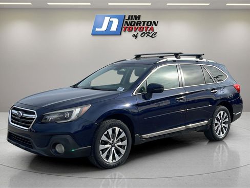 Used 2018 Subaru Outback 3.6R Touring w/ Popular Package #3 image 1