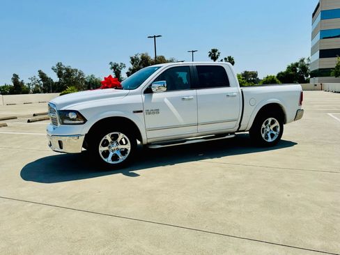 Used 2017 RAM 1500 Laramie w/ Convenience Group image 18