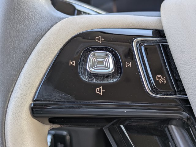Certified 2024 Lincoln Corsair FWD image 25