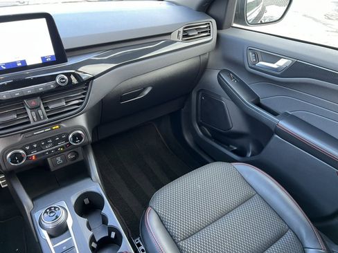 Used 2023 Ford Escape ST-Line image 29